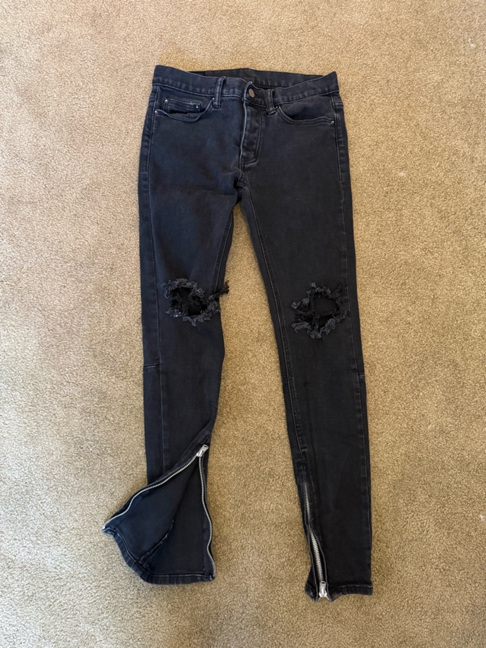 Black Zipper Hem Distressed Skinny Jeans